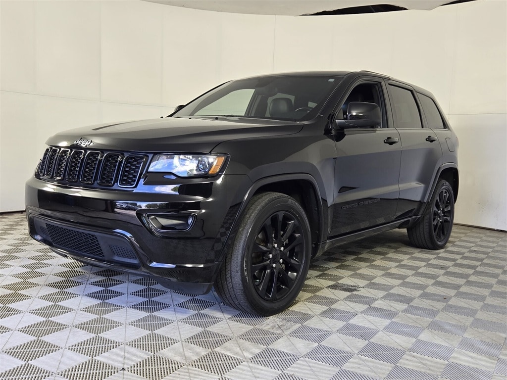 Certified 2020 Jeep Grand Cherokee Laredo SUV