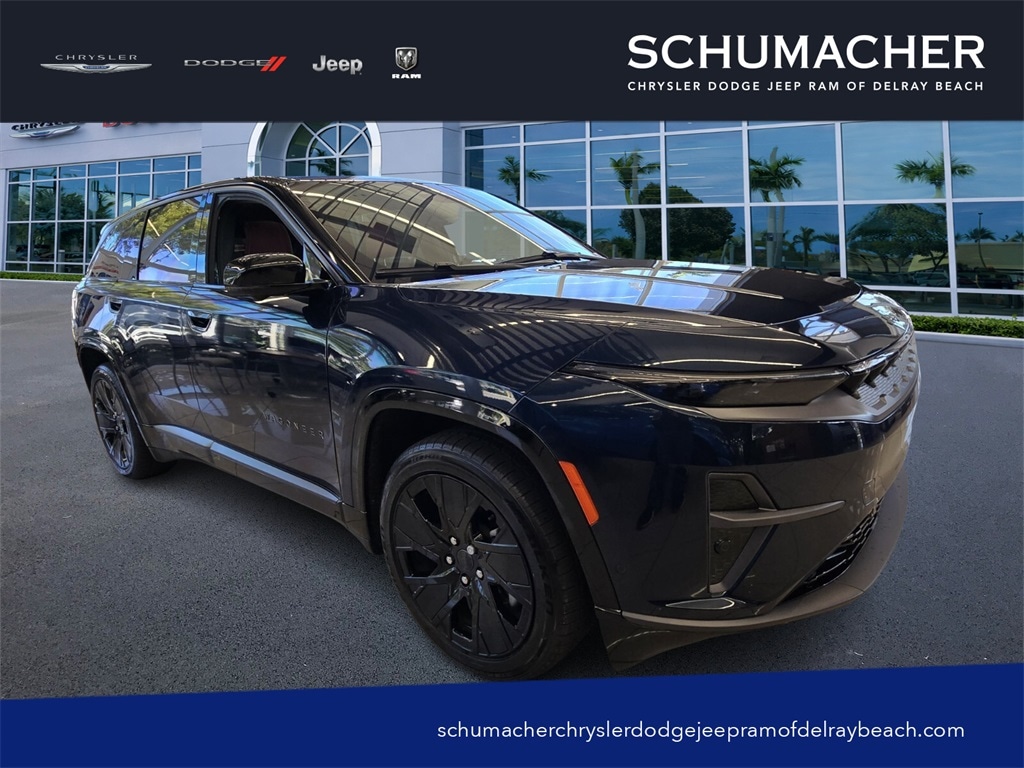 2025 Jeep Wagoneer S Sport Utility 