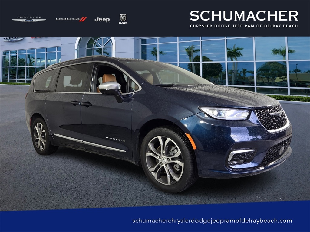 New 2025 Chrysler Pacifica Pinnacle Passenger Van