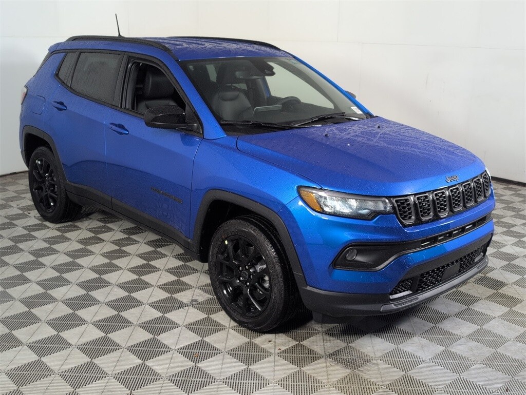 2026 Jeep Compass Latitude Altitude photo 2