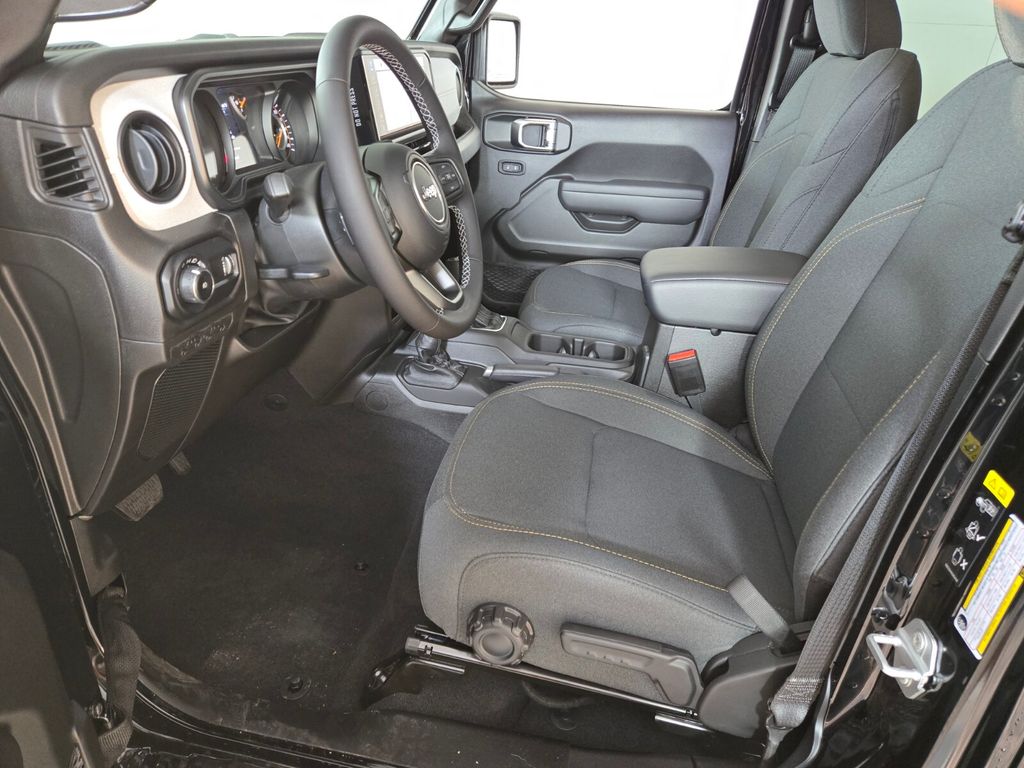 2025 Jeep Wrangler 4-Door Sport S - Photo 5