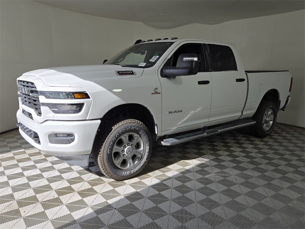 2025 Ram 2500 Big Horn photo 3