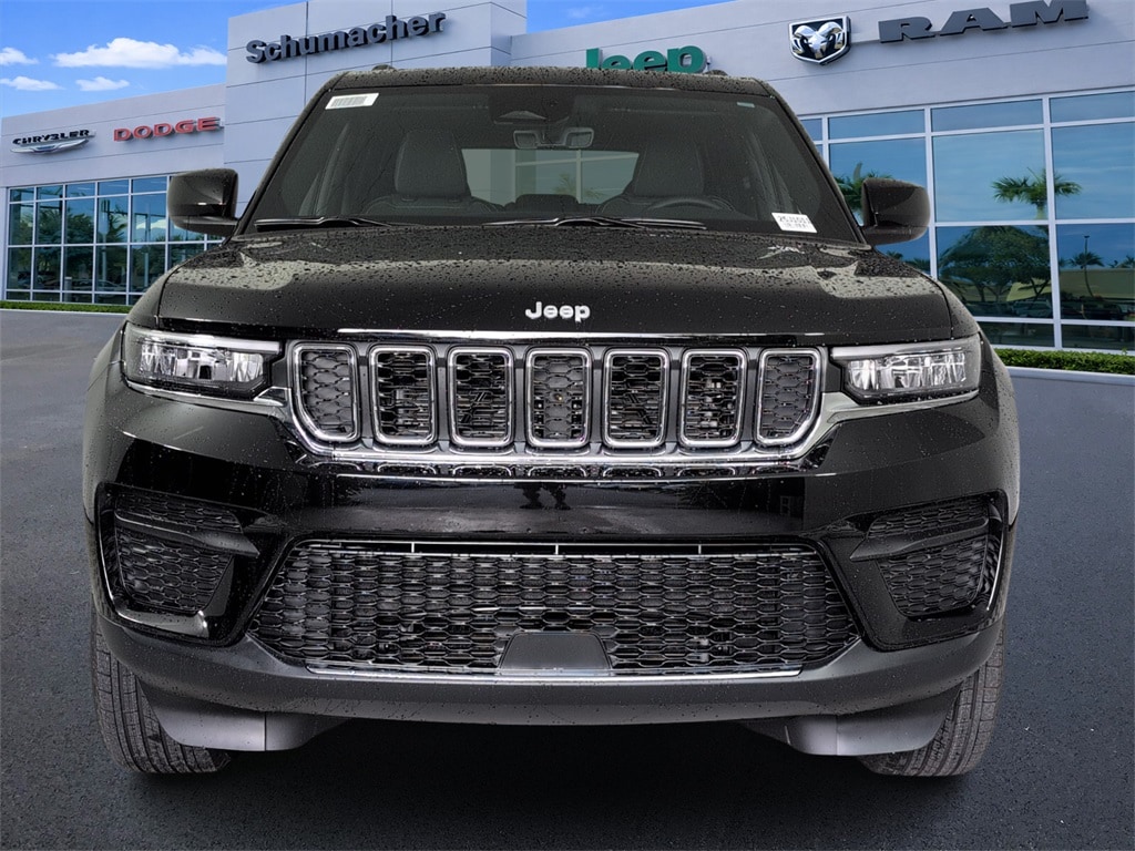 New 2025 Jeep Grand Cherokee Laredo X Sport Utility