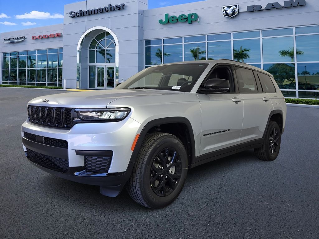 New 2025 Jeep Grand Cherokee L Altitude Sport Utility