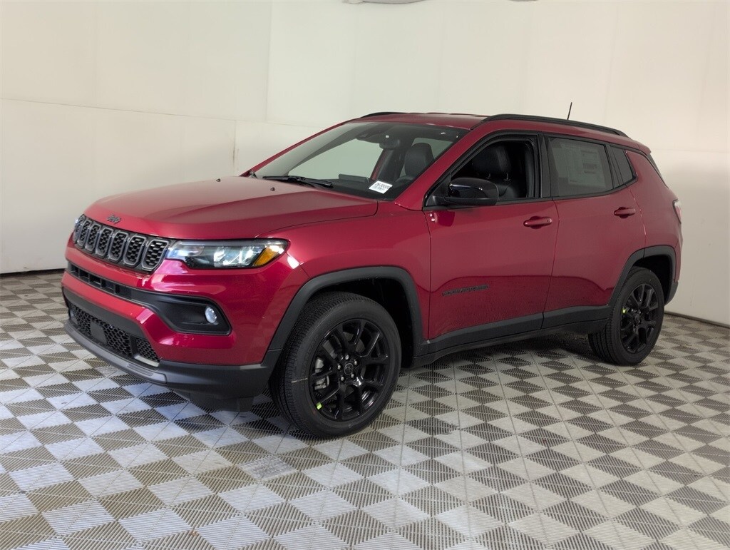2026 Jeep Compass Latitude Altitude photo 3