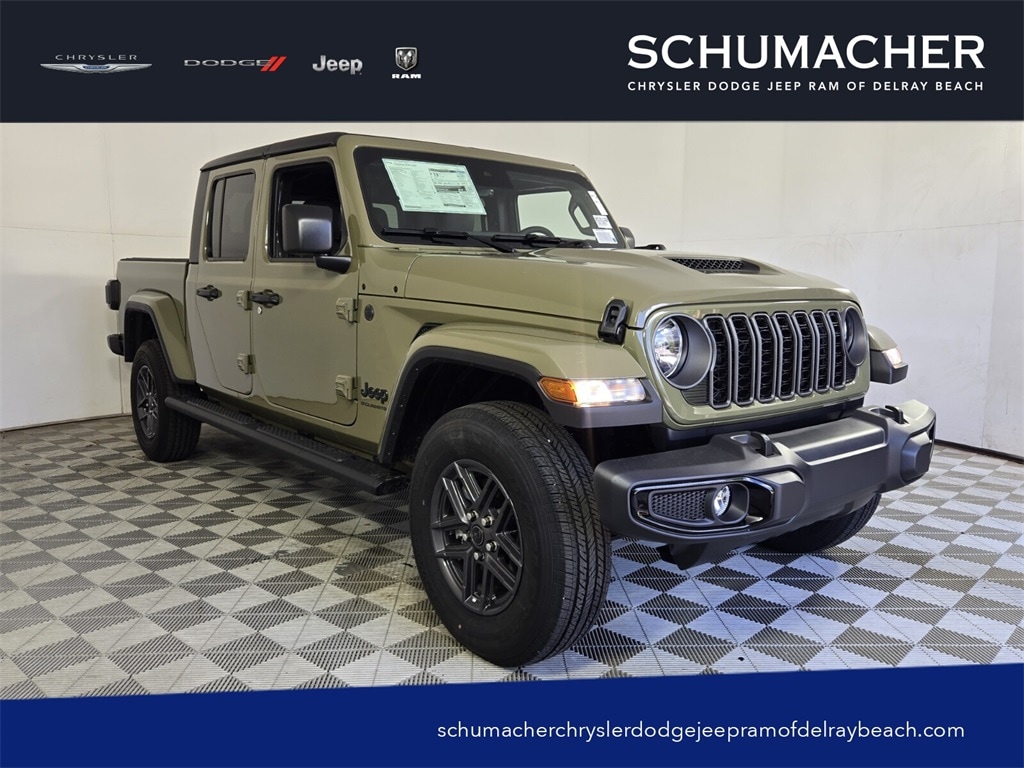 2025 Jeep Gladiator Pickup 