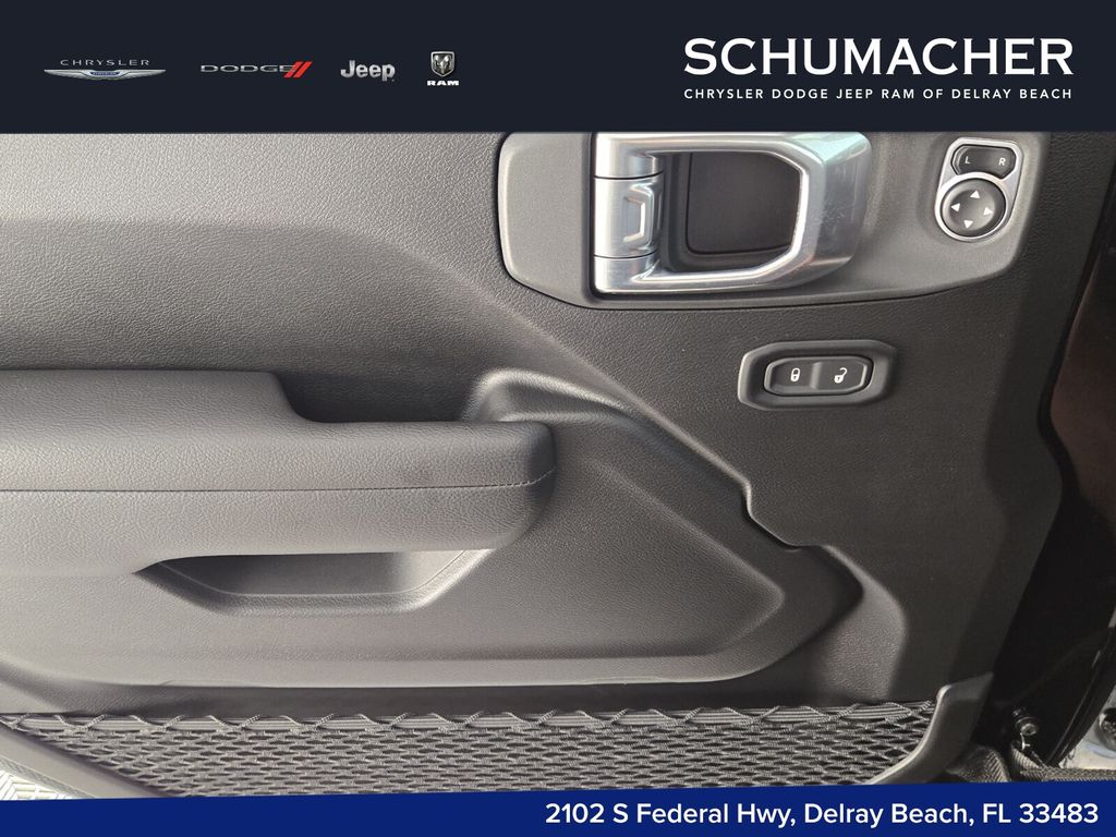 2025 Jeep Wrangler 4-Door Sport S - Photo 13