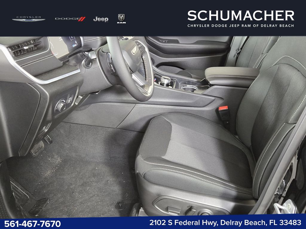 2025 Jeep Grand Cherokee L Laredo - Photo 6
