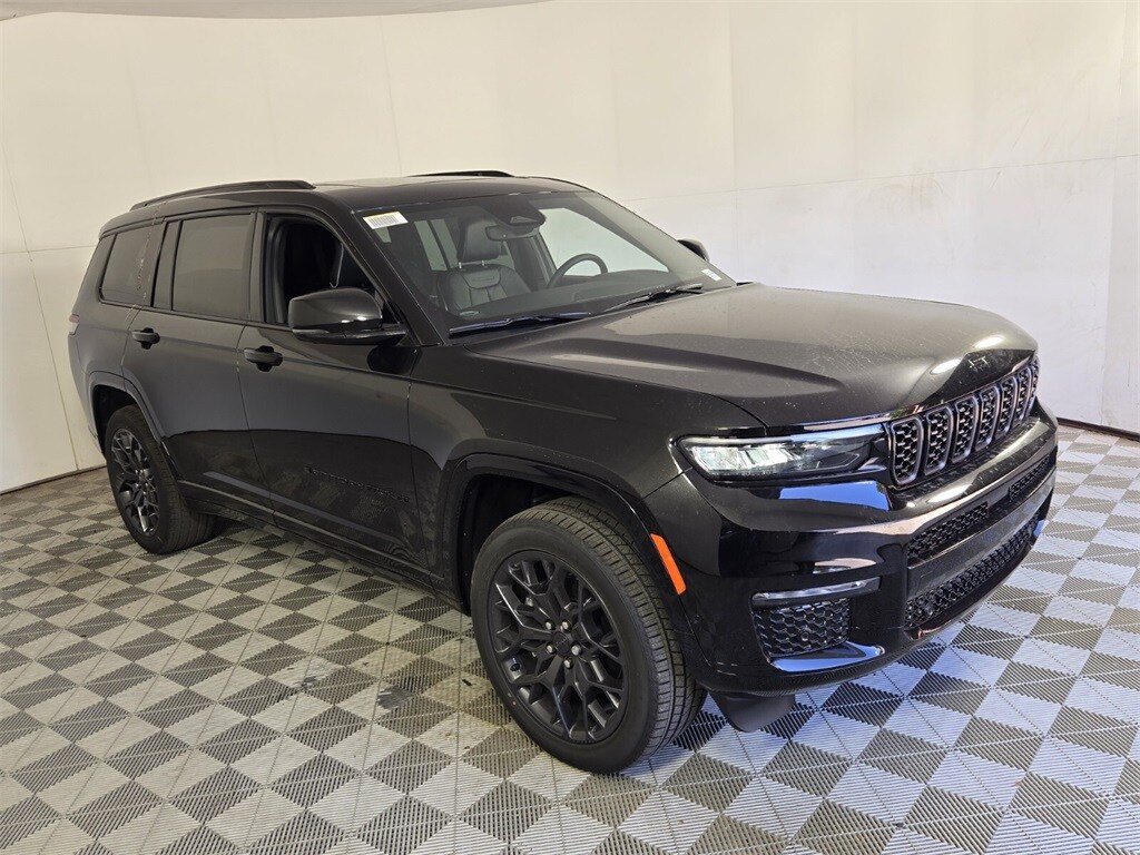 New 2025 Jeep Grand Cherokee L Summit Sport Utility