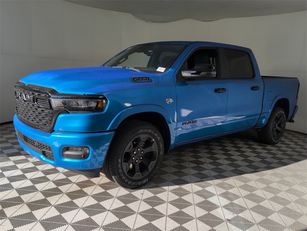 New 2026 Ram 1500 BIG HORN CREW CAB 4X4 5'7 BOX Pickup