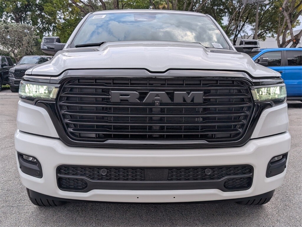 2026 Ram 1500 Laramie photo 3