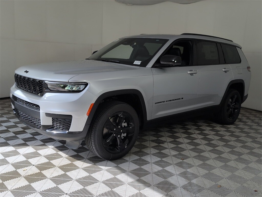 New 2025 Jeep Grand Cherokee L ALTITUDE X 4X2 Sport Utility