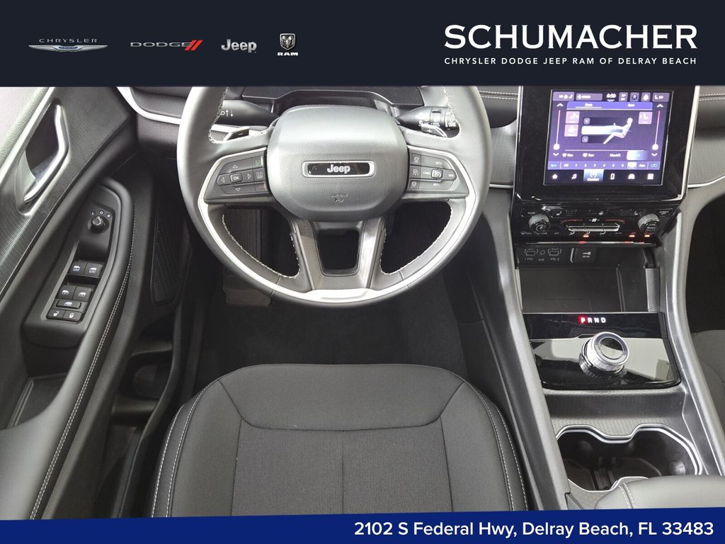 2025 Jeep Grand Cherokee L Laredo - Photo 8