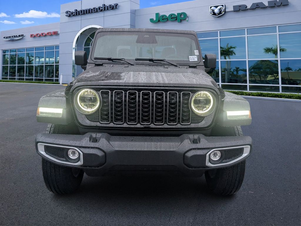 New 2026 Jeep Gladiator Sahara Pickup