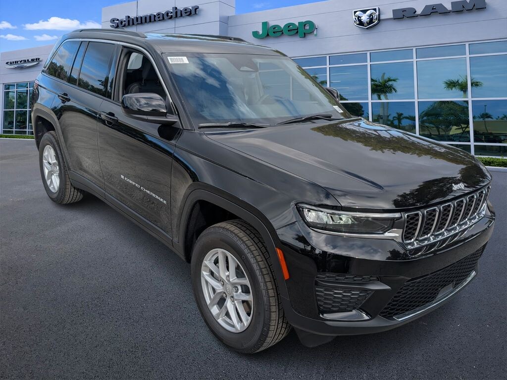 New 2025 Jeep Grand Cherokee Laredo X Sport Utility