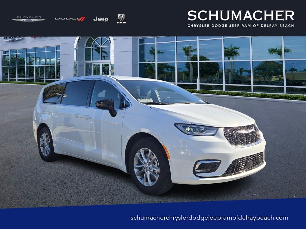 New 2026 Chrysler Pacifica Select Passenger Van