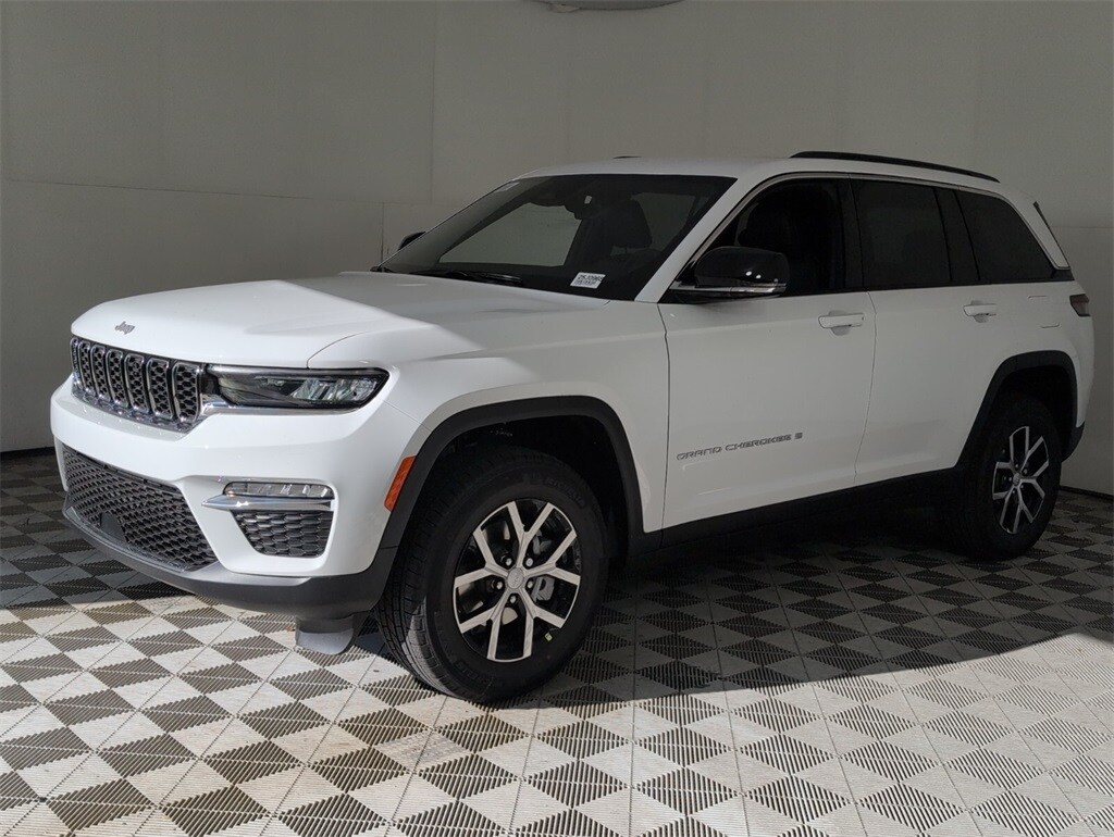 New 2025 Jeep Grand Cherokee LIMITED 4X2 Sport Utility