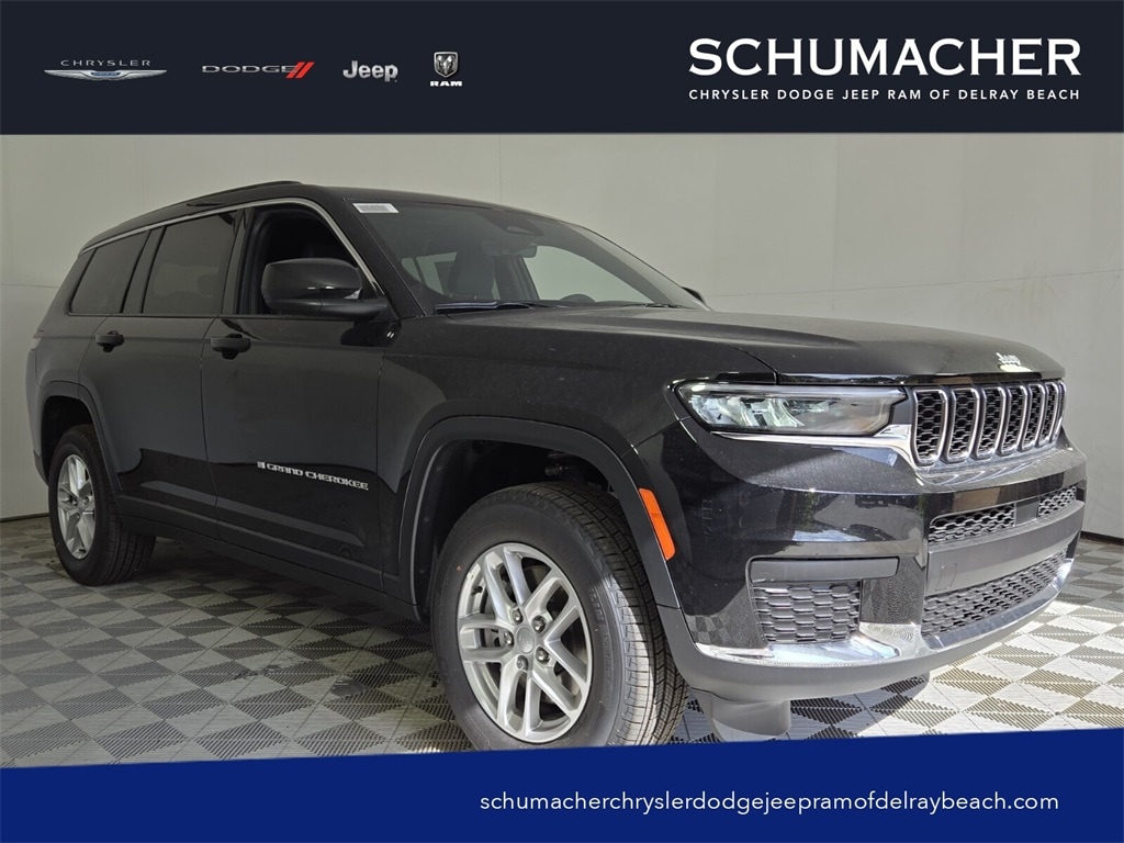 2025 Jeep Grand Cherokee L Laredo's photo