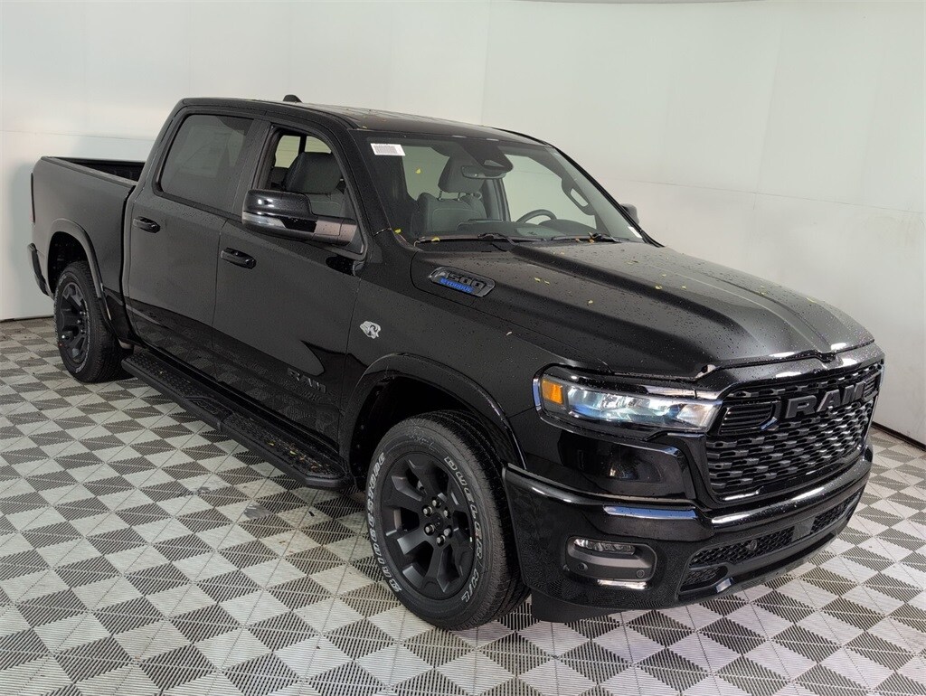 New 2026 Ram 1500 BIG HORN CREW CAB 4X4 5'7 BOX Pickup