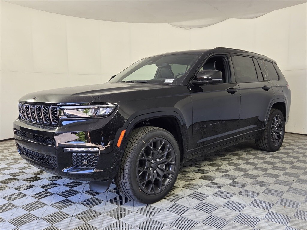 New 2025 Jeep Grand Cherokee L Summit Sport Utility