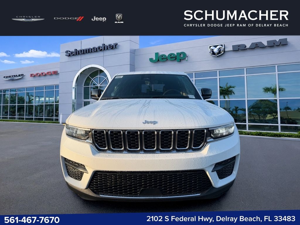 New 2026 Jeep Grand Cherokee Laredo X Sport Utility