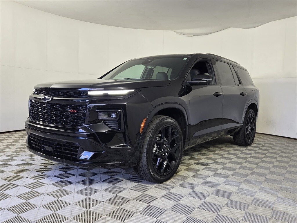 Used 2024 Chevrolet Traverse RS SUV