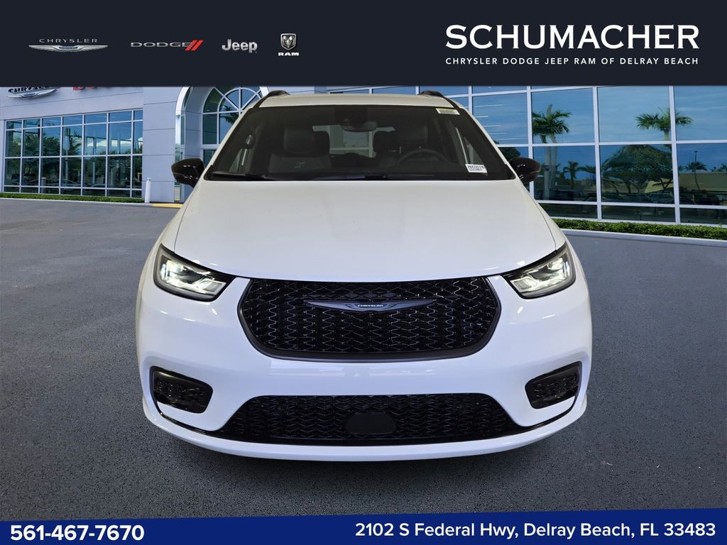 New 2026 Chrysler Pacifica Select Passenger Van