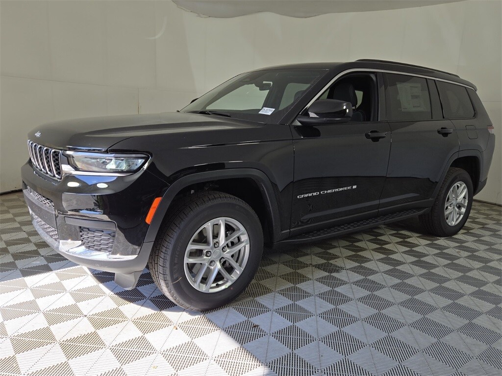 New 2025 Jeep Grand Cherokee L LAREDO X 4X2 Sport Utility