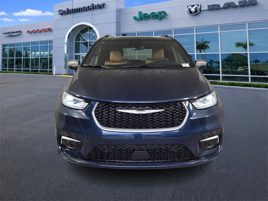 New 2025 Chrysler Pacifica Pinnacle Passenger Van