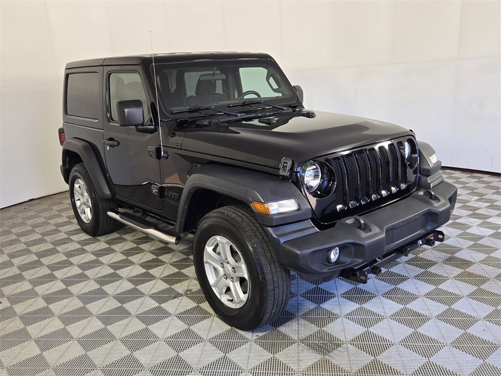 2021 Jeep Wrangler Sport S photo 2