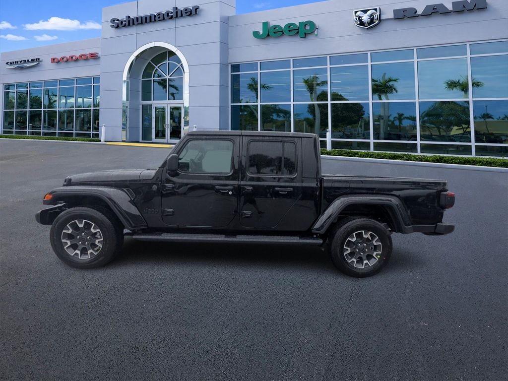 New 2026 Jeep Gladiator Sahara Pickup