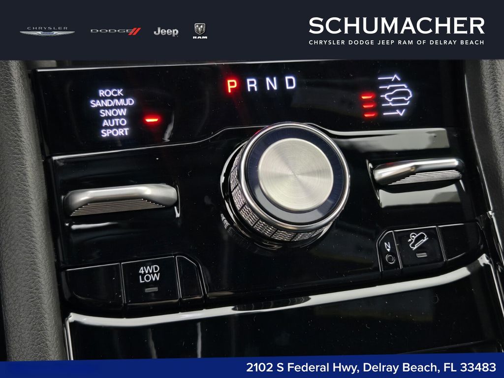 2025 Jeep Grand Cherokee L Summit - Photo 19