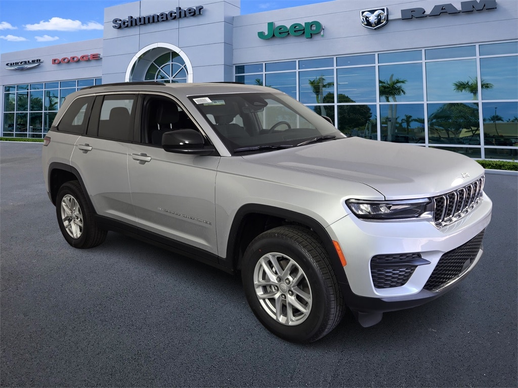 New 2025 Jeep Grand Cherokee Laredo X Sport Utility
