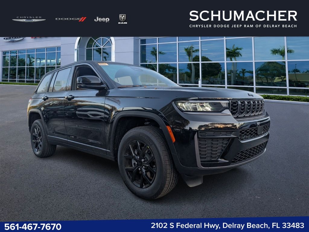 New 2026 Jeep Grand Cherokee Laredo Sport Utility