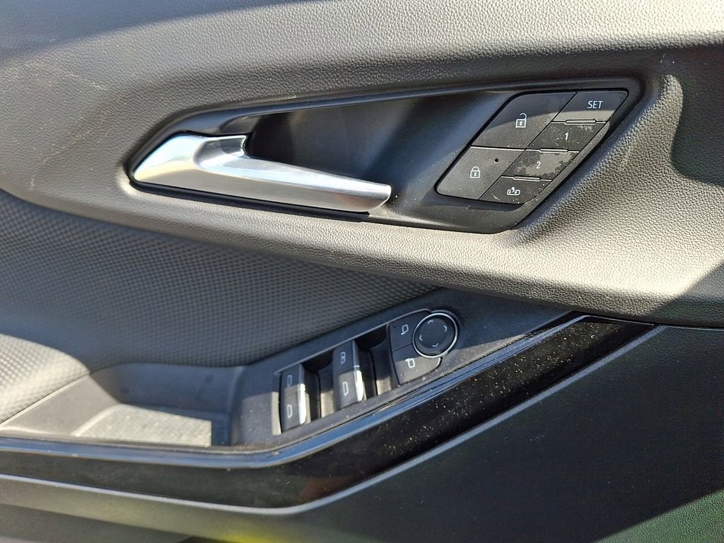2025 Chevrolet Equinox RS - Photo 18