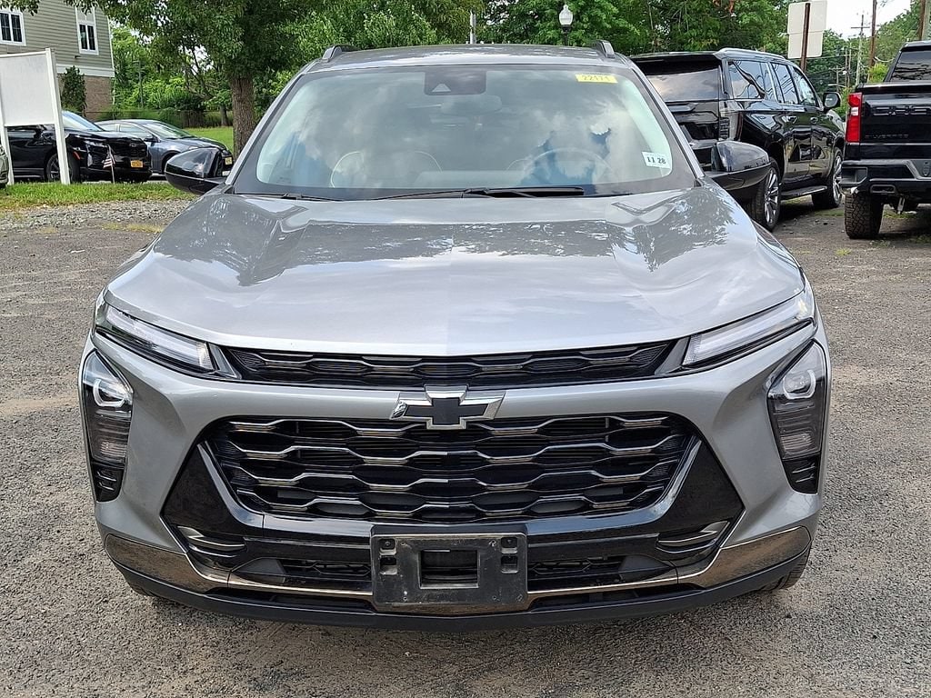 Used 2024 Chevrolet Trax Activ SUV