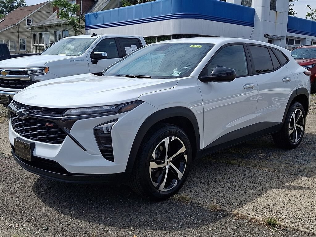 Used 2024 Chevrolet Trax 1RS SUV