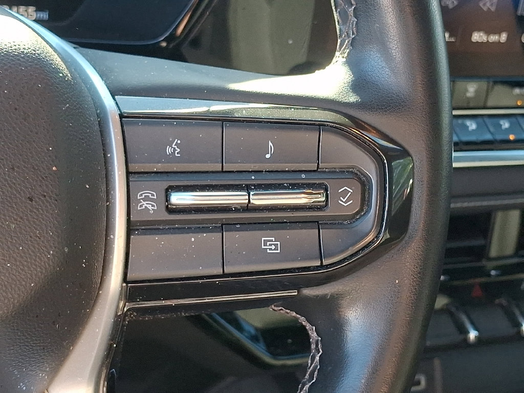 2024 Chevrolet Colorado LT - Photo 21