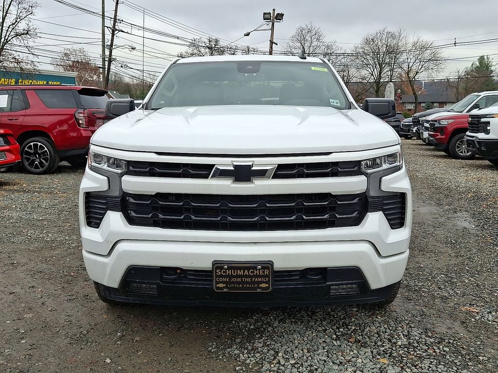2023 Chevrolet Silverado 1500 RST photo 2