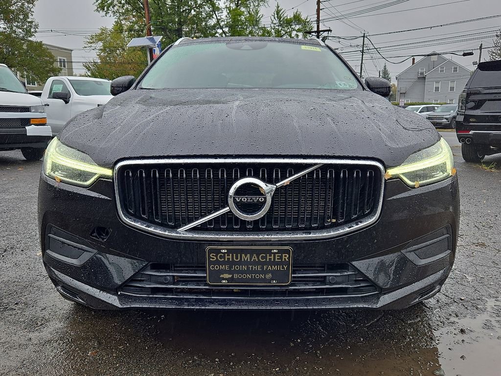 2020 Volvo XC60 T5 Momentum photo 3