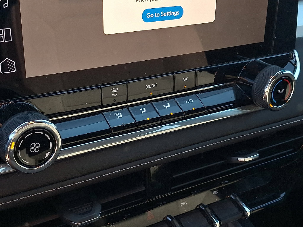 2024 Chevrolet Colorado LT - Photo 14