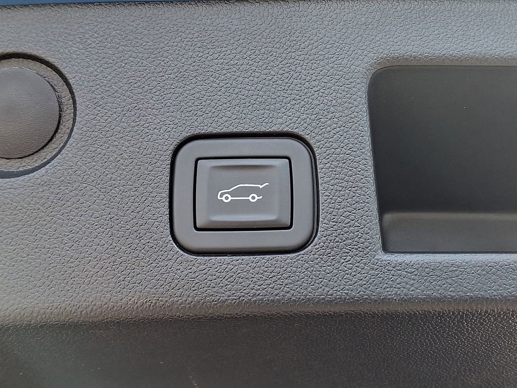2025 Chevrolet Equinox RS - Photo 35