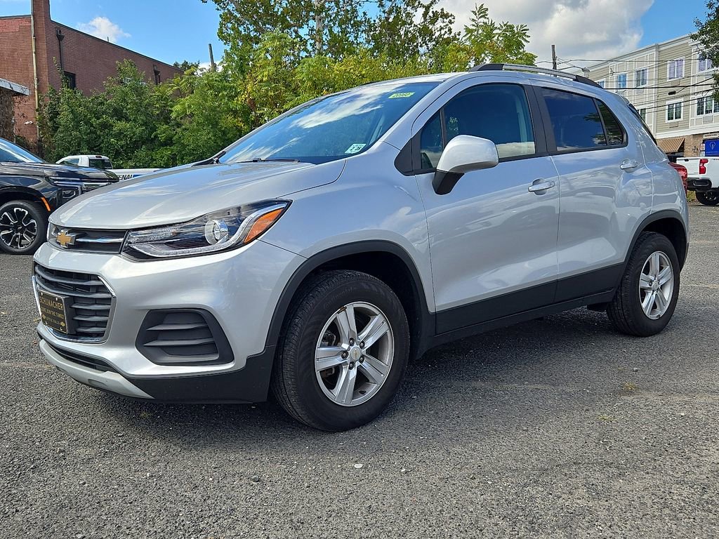 2022 Chevrolet Trax LT photo 3