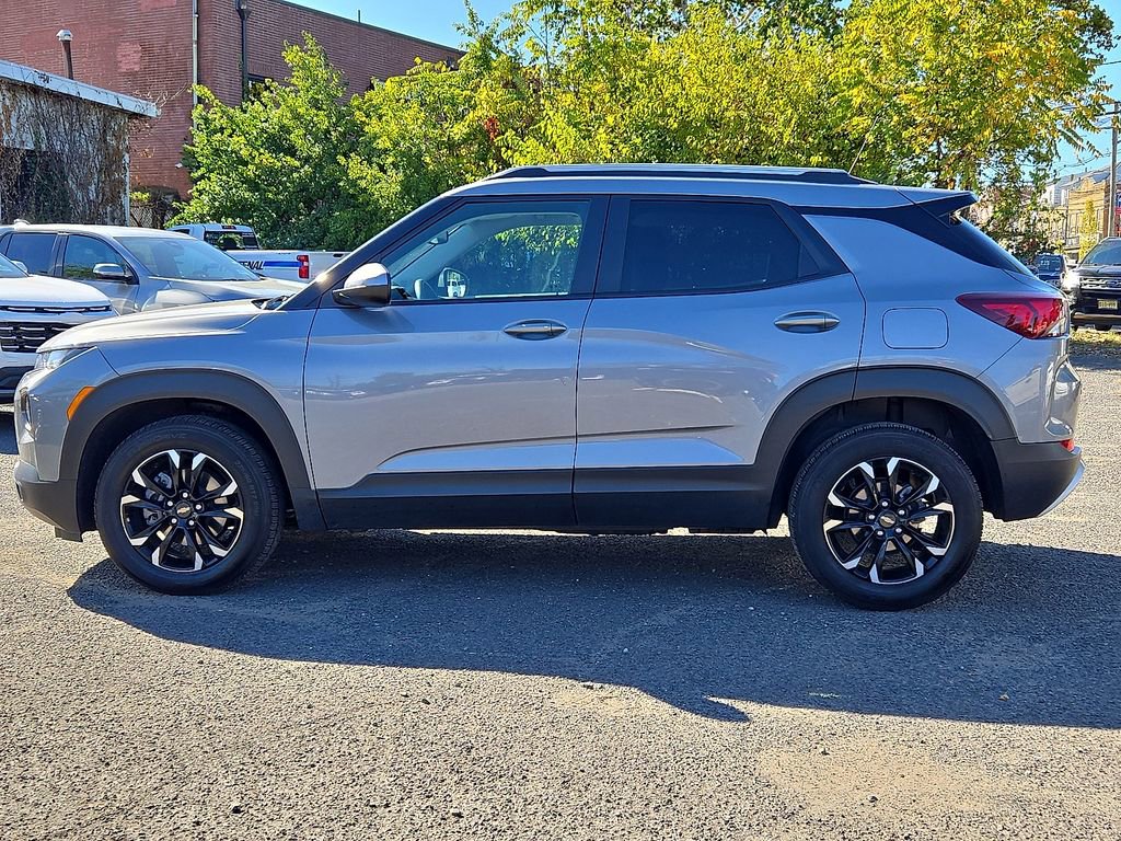 2023 Chevrolet Trailblazer LT photo 4