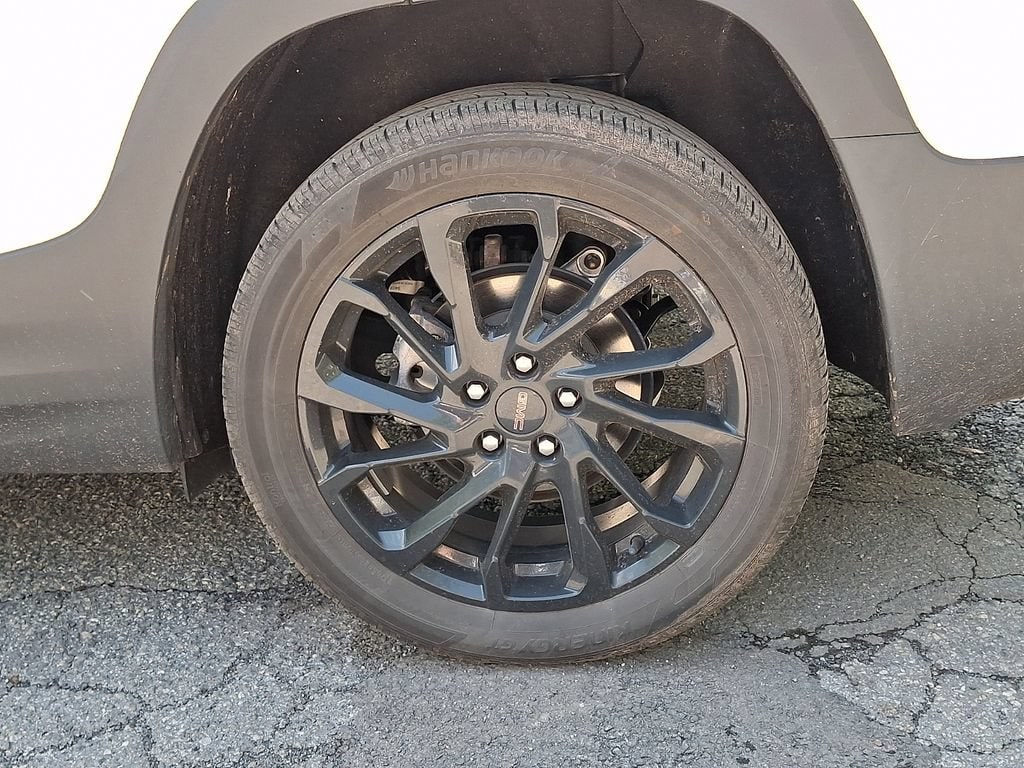 2023 GMC Terrain SLT - Photo 31
