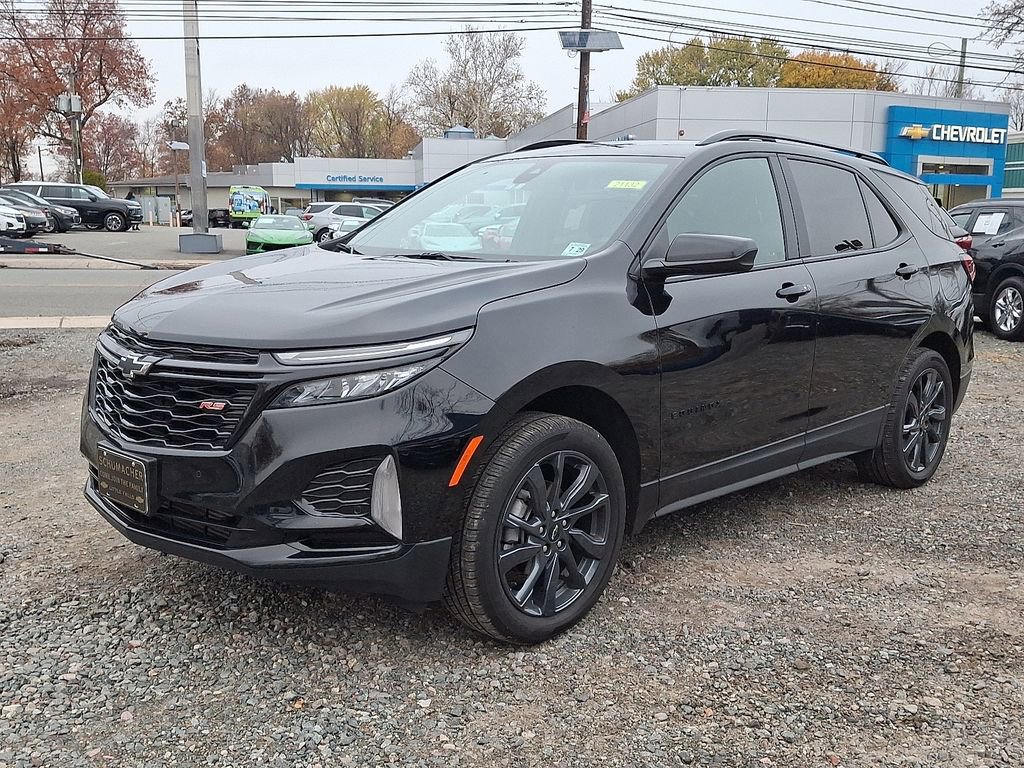 2024 Chevrolet Equinox RS photo 2