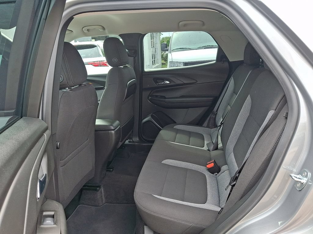 2023 Chevrolet TrailBlazer LS - Photo 10