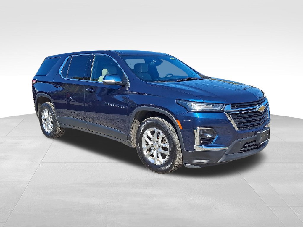Used 2023 Chevrolet Traverse LS SUV