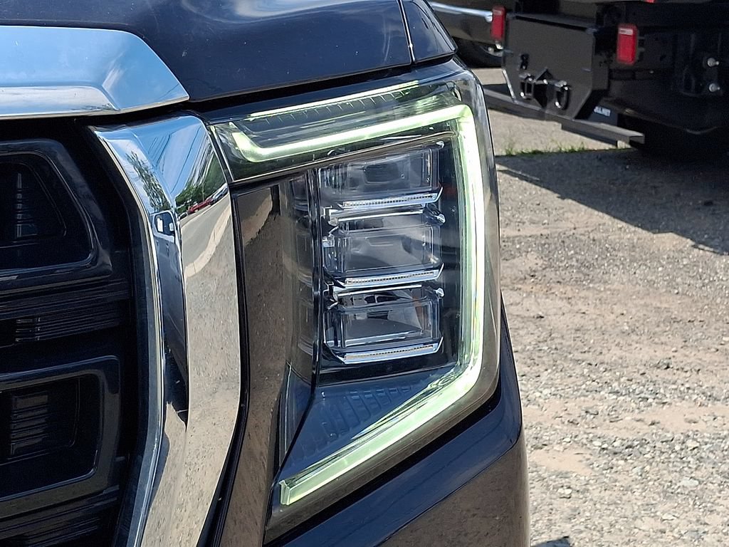 2024 GMC Yukon SLE - Photo 36