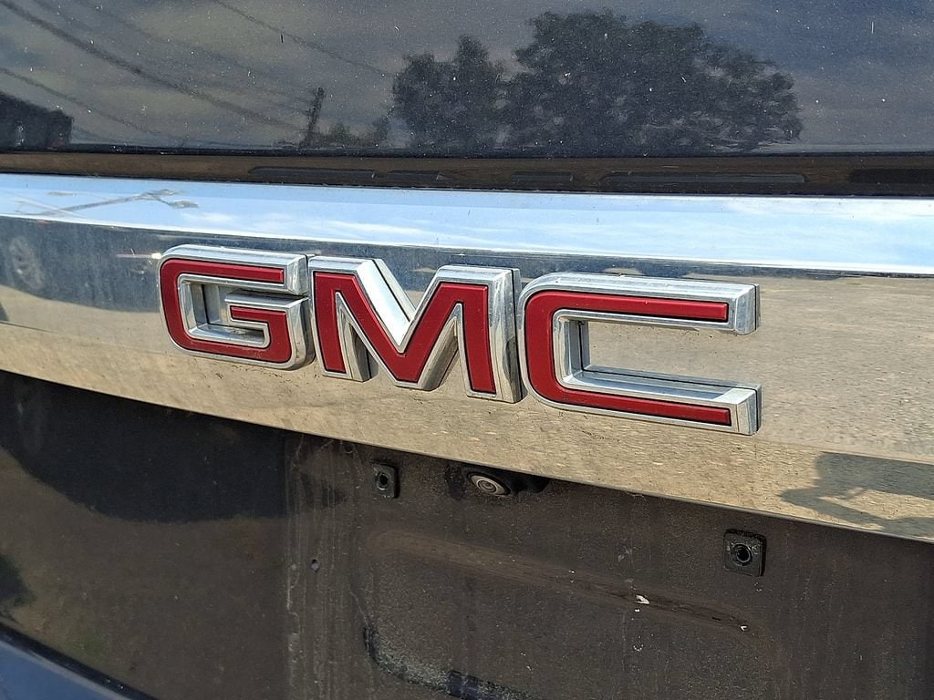 2024 GMC Yukon SLE - Photo 28